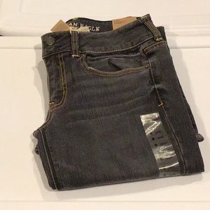 NWT American Eagle AEO Artist Jeans 6S